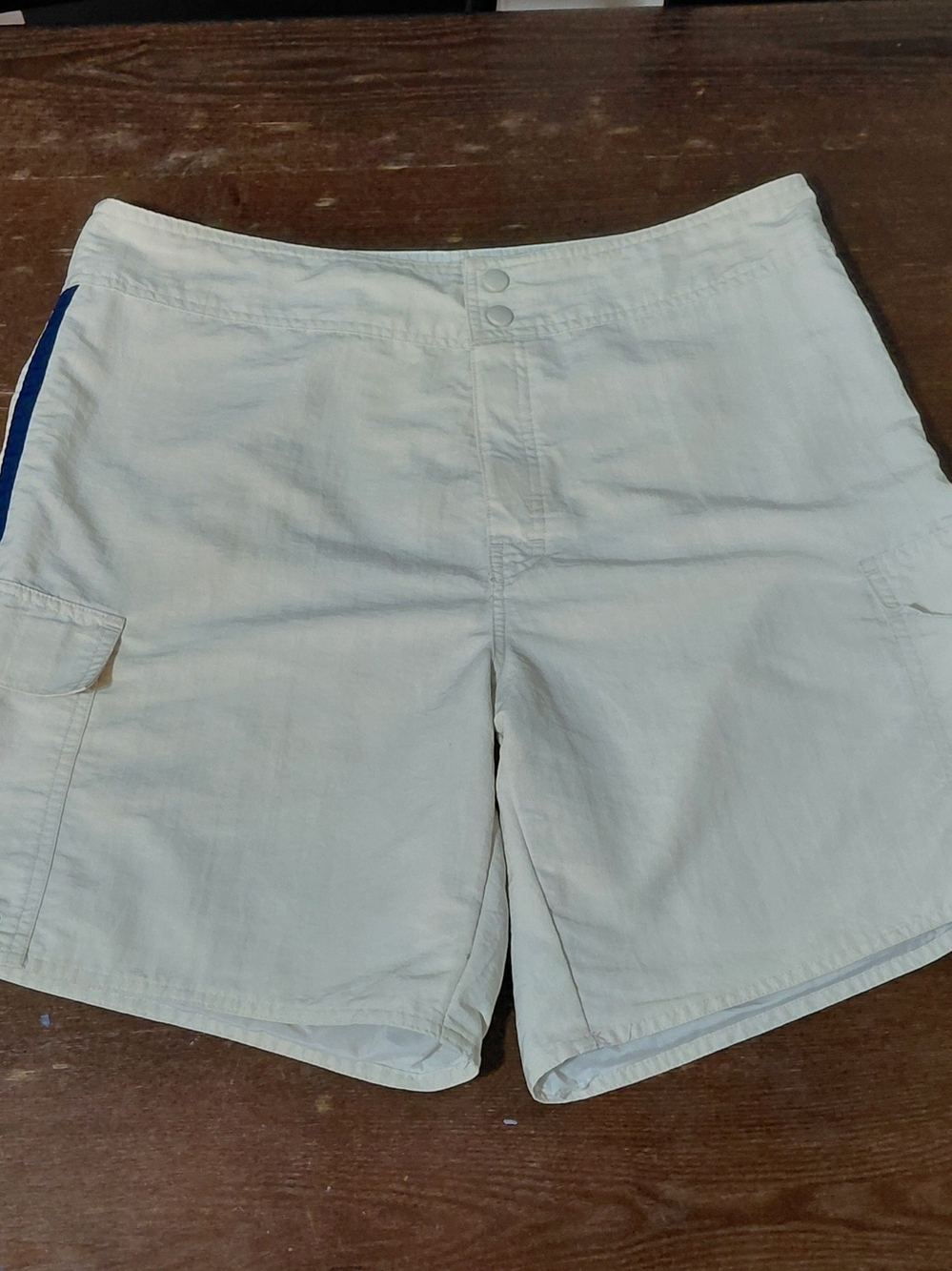 J. Crew Y2K Mens Cream & Navy Nylon Cargo Board Shorts Size 34